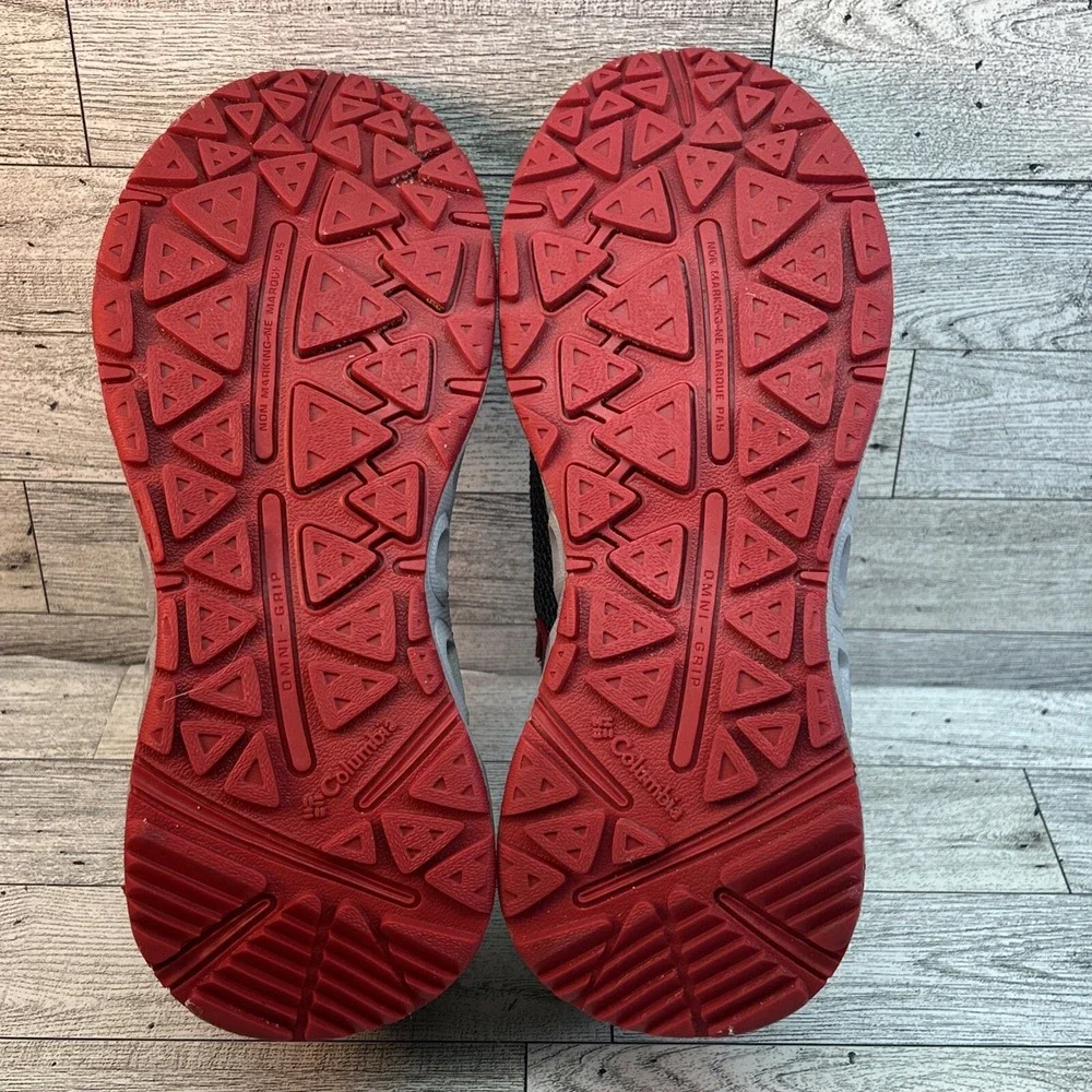 Columbia Gray Red Unisex Big Kid Slip On‎ Moccaswim Water Techlite Shoe Size 5